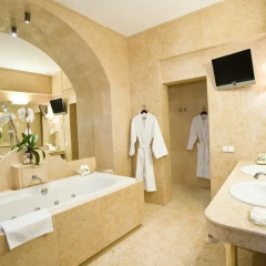 The Hotel Narutis 5* Люкс фото 3