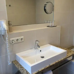 Hotel Neumayr Мюнхен ванная фото 3