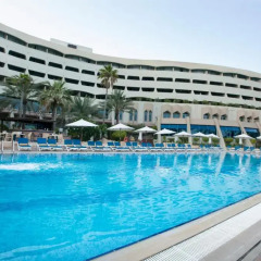 Отель Occidental Sharjah Grand 4* Стандартный номер с различными типами кроватей фото 3