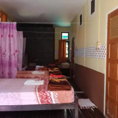 Gold Star Hotel 2* Кровать в общем номере с двухъярусной кроватью фото 2