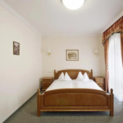 Отель Pension Villa Rosa 3* Люкс с различными типами кроватей фото 6