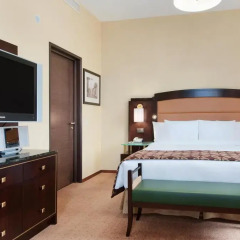 Гостиница Hilton Москва Ленинградская 5* Представительский номер с различными типами кроватей