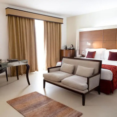 Отель The Palace 5* Люкс с двуспальной кроватью фото 23