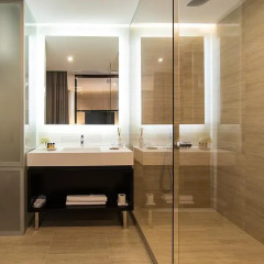 Отель Dominic & Smart Luxury Suites Republic Square 4* Представительский люкс с различными типами кроватей фото 13