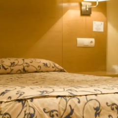 Отель Ciutat de Sant Adria 2* Стандартный номер с различными типами кроватей фото 9