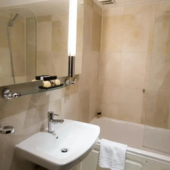 Cheshire Hotel 3* Стандартный номер с различными типами кроватей фото 9