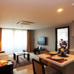 Отель Royal Suite Residence Boutique 4* Люкс