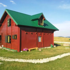 Отель Boskovica Brvnare 3* Коттедж с разными типами кроватей фото 7