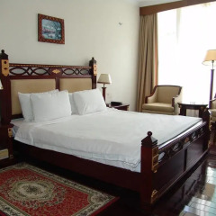 Отель Golden Lustre 3* Номер Бизнес фото 2