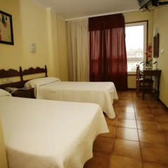 Hotel Restaurante Nogallás комната для гостей фото 5