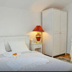 Отель Irena Family House Стандартный номер фото 19