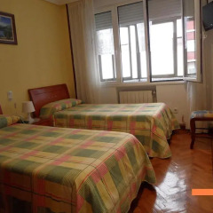 Отель Guest house A-Madrid Испания, Сантандер - отзывы, цены и фото номеров - забронировать отель Guest house A-Madrid онлайн комната для гостей фото 4