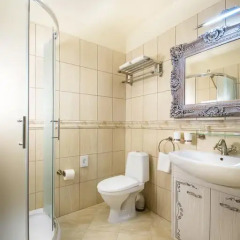 Historical Hotel Fortetsya Hetmana 4* Люкс с различными типами кроватей фото 17