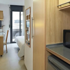 Отель Hostal House удобства в номере