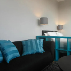 Отель Brussels Louise Penthouse комната для гостей фото 3