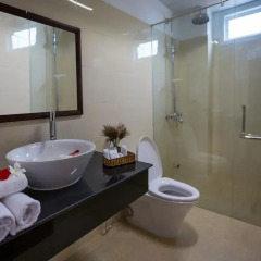 Отель Han Huyen Homestay 2* Улучшенный номер с различными типами кроватей фото 2