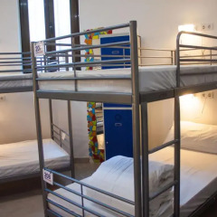 Pil Pil Hostel Madrid Кровать в общем номере с двухъярусной кроватью фото 4