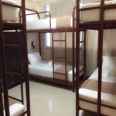 Naturbliss Bangkok Transit Hotel 3* Кровать в общем номере фото 4