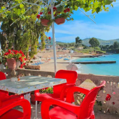Отель Mustafaraj Apartments Ksamil Албания, Ксамил - отзывы, цены и фото номеров - забронировать отель Mustafaraj Apartments Ksamil онлайн бассейн