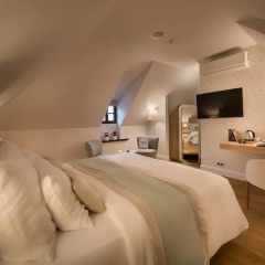 Отель Design Neruda 4* Улучшенный номер с различными типами кроватей фото 16