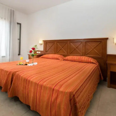 Отель Aparthotel Broncemar Beach 3* Апартаменты с 2 отдельными кроватями