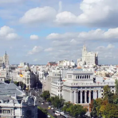 Отель Madrid Center Suites балкон
