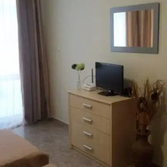 Отель Comfort Apartment Болгария, Поморие - отзывы, цены и фото номеров - забронировать отель Comfort Apartment онлайн удобства в номере