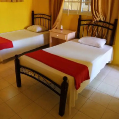 Reggae Hostel Ocho Rios Номер категории Эконом с различными типами кроватей фото 2