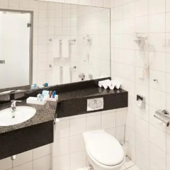 Отель Novotel Muenchen Messe ванная фото 2