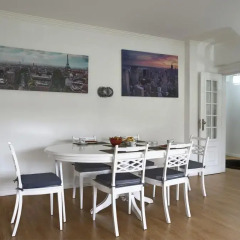 Отель Portuguese Living Saldanha Prestige Iii Лиссабон в номере