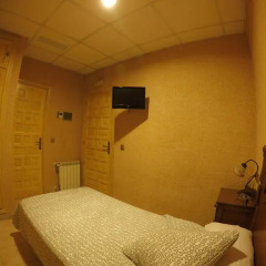 Отель Hostal La Casa de Enfrente Стандартный номер разные типы кроватей фото 6