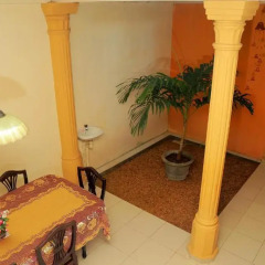 Отель Holiday Nest Bed and Breakfast спа