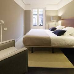 Отель Pitipombo Apartment by FeelFree Rentals Испания, Сан-Себастьян - отзывы, цены и фото номеров - забронировать отель Pitipombo Apartment by FeelFree Rentals онлайн комната для гостей фото 5