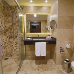 Ramada Hotel & Suites Istanbul Merter 5* Стандартный номер с различными типами кроватей фото 6