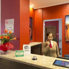 Oasi Village Hotel Милан интерьер отеля