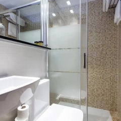 Отель Hostal Castilla I. Стандартный номер с различными типами кроватей фото 2
