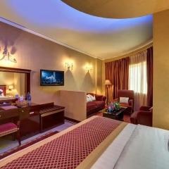 Comfort Inn Hotel 3* Улучшенный номер с различными типами кроватей фото 2