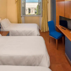 Hotel Portamaggiore 3* Улучшенный номер с различными типами кроватей фото 18