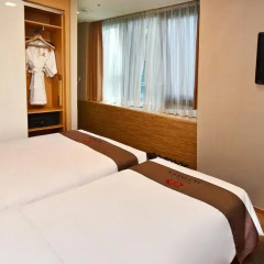HOTEL SKYPARK Myeongdong II 3* Стандартный номер с различными типами кроватей