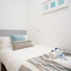 Апартаменты BarcelonaForRent Sagrada Familia Apartments Барселона комната для гостей фото 5