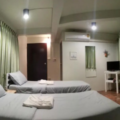The Hostel 16 Стандартный номер с 2 отдельными кроватями фото 5