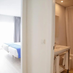 Отель Estudiotel Alicante 2* Улучшенный номер с различными типами кроватей фото 7