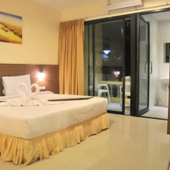 The Wave Patong Boutique Hotel 3* Улучшенный номер разные типы кроватей фото 3