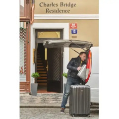 Отель Charles Bridge Residence городской автобус