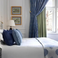 Four Seasons Hotel Prague 5* Люкс с различными типами кроватей фото 17