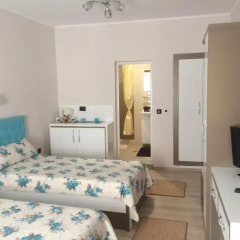 Апартаменты White Rose Apartments Номер Делюкс с разными типами кроватей фото 15