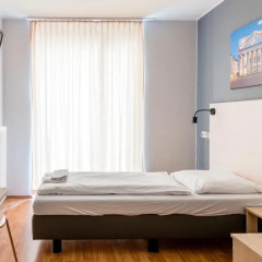 Отель A&O Wien Stadthalle 2* Стандартный номер с различными типами кроватей фото 2