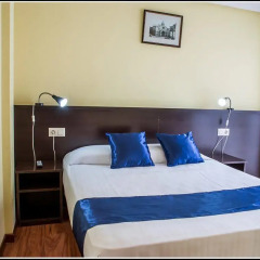 Отель Hostal Hotil Стандартный номер с двуспальной кроватью фото 4