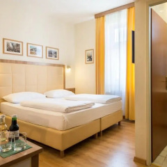 Отель Goldeness Theaterhotel 4* Стандартный номер фото 2