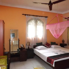 Отель Holiday Nest Bed and Breakfast комната для гостей фото 2
